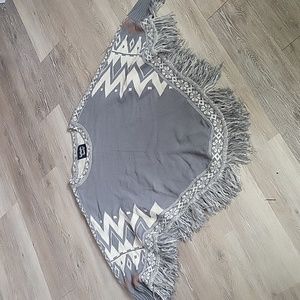 Poncho sweater